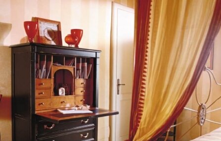 מזנון עץ מלא