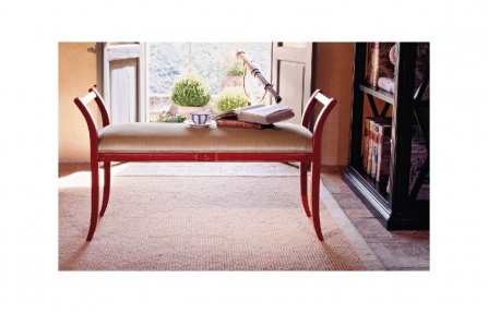 ספסל מרופד לסלון