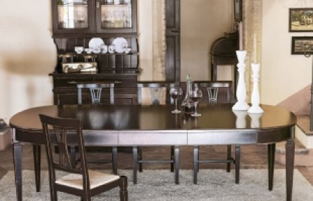 פינת אוכל איטלקית עגולה