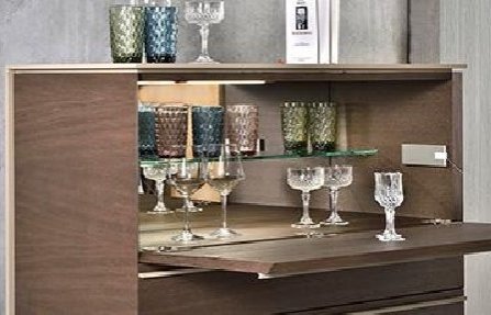 שידת עץ מלא חומה Line highboard